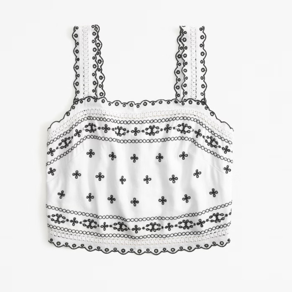 Abercrombie & Fitch white linen cropped tank with lace up back!